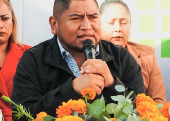 Ismael Hernández invita a la ciudadania a las festividades de día de muertos