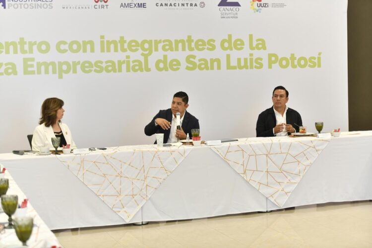 RICARDO GALLARDO FORTALECE COORDINACIÓN CON LA ALIANZA EMPRESARIAL EN BENEFICIO DE SAN LUIS POTOSÍ