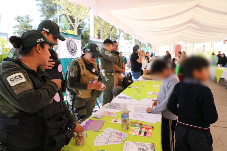 GOBIERNO ESTATAL LLEVA FERIA DE SEGURIDAD A AHUALULCO