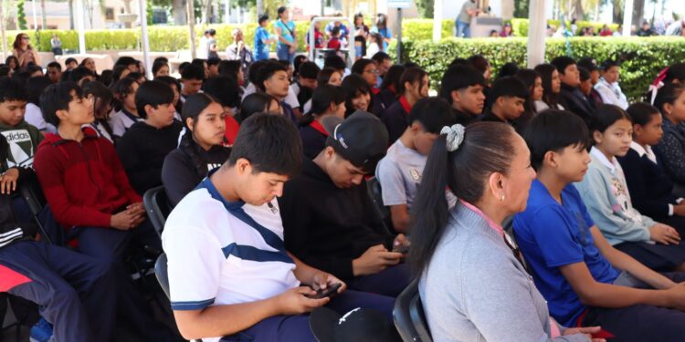 GOBIERNO ESTATAL REFUERZA PREVENCIÓN DE ADICCIONES EN BACHILLERES