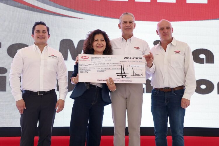 Enrique Galindo garantiza obra pública para empresas potosinas y reconoce alianza con CMIC
