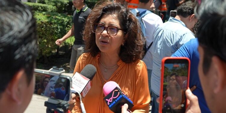 Ruta de la Salud 3.0 acerca atención médica gratuita a familias potosinas en el Centro Histórico
