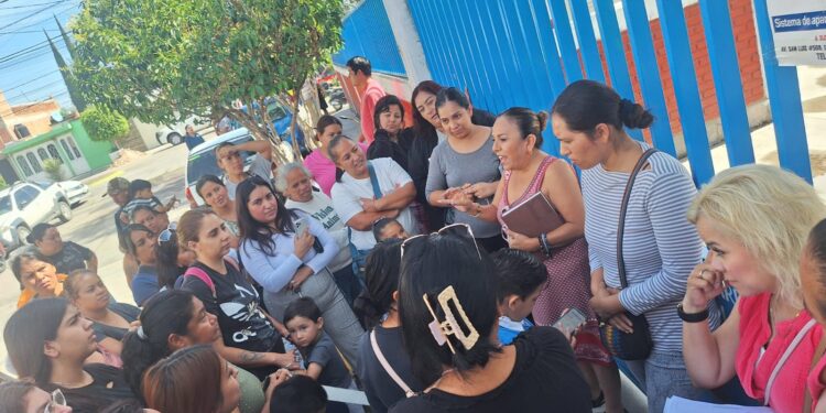 GOBIERNO ESTATAL ATIENDE DENUNCIA EN JARDÍN DE NIÑOS GLORIA LOZANO
