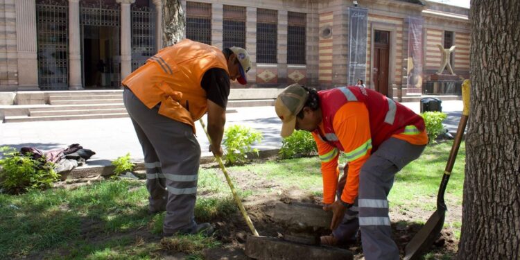Gobierno de la Capital revitaliza el Jardín San Juan de Dios
