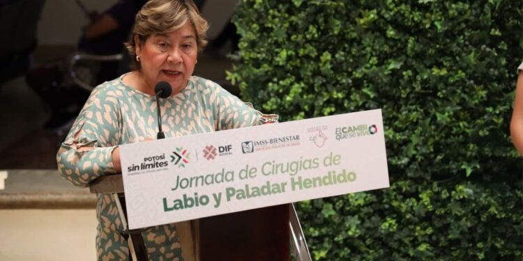 GOBIERNO ESTATAL DEVUELVE SONRISAS A NIÑAS Y NIÑOS POTOSINOS