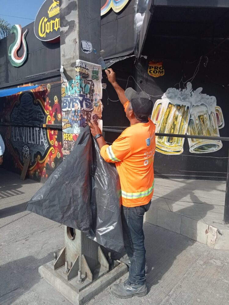 Gobierno de la Capital recupera la imagen urbana de Prolongación Muñoz con operativo de limpieza visual