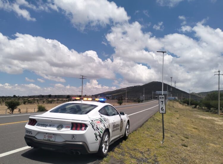 PRESENCIA PERMANENTE EN CARRETERAS FORTALECE LA SEGURIDAD DE LAS FAMILIAS POTOSINAS