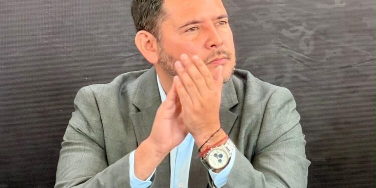 Exhorta Regidor Capitalino Rubén Lárraga Benavente a aprovechar simplificación de trámites municipales