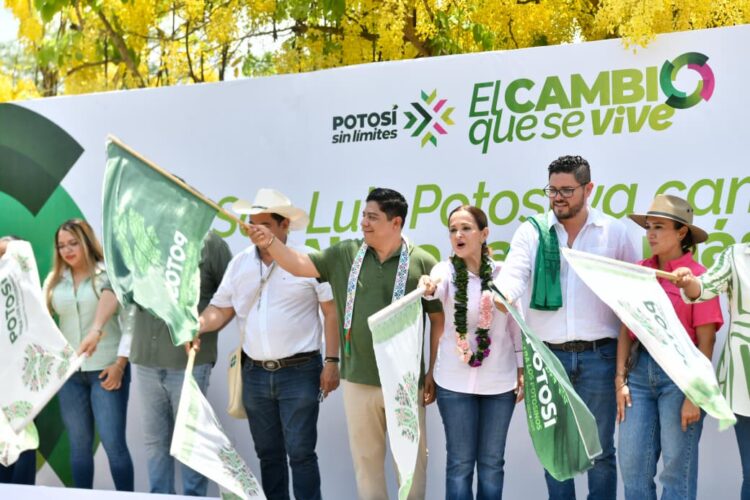 RICARDO GALLARDO INVERTIRÁ MIL 200 MILLONES DE PESOS EN MÁS CARRETERAS PARA LA HUASTECA