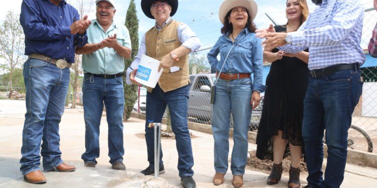 Alcalde Enrique Galindo pone en funcionamiento nueva obra hidráulica en Bocas