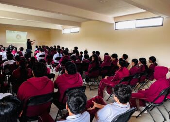 GOBIERNO ESTATAL FORTALECE LA PREVENCIÓN Y LA CULTURA DE LA LEGALIDAD ENTRE ESTUDIANTES