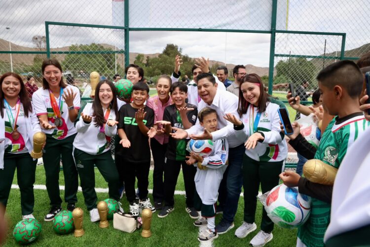 RICARDO GALLARDO Y CLAUDIA SHEINBAUM IMPULSAN INFRAESTRUCTURA DEPORTIVA EN SANTA MARÍA DEL RÍO