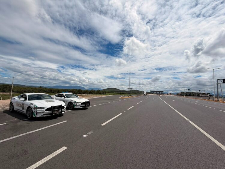 DIVISIÓN CAMINOS REFUERZA LA SEGURIDAD EN CARRETERAS POTOSINAS