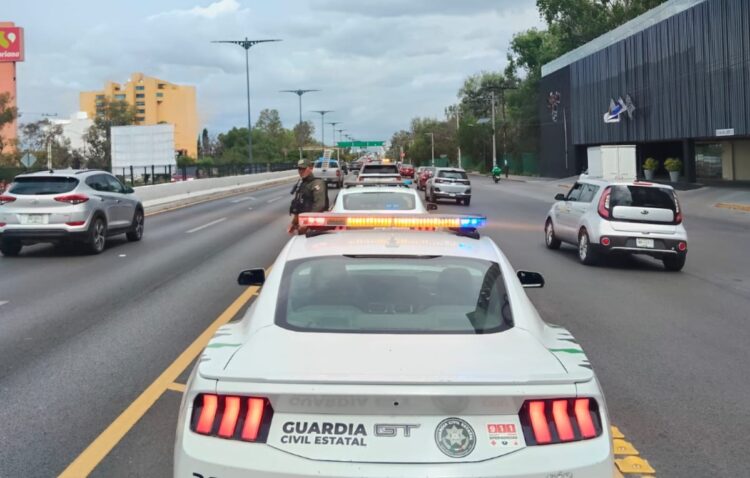 DIVISIÓN CAMINOS REFUERZA LA SEGURIDAD EN CARRETERAS POTOSINAS