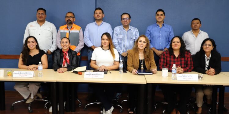 Presenta informe Dirección de Obras Públicas ante Comisión edilicia que atiende estos temas