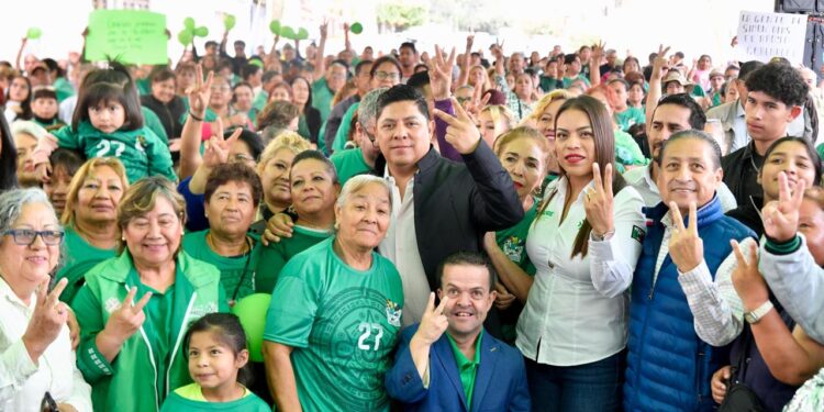 RICARDO GALLARDO IMPULSA ACCESO AL AGUA MÁS JUSTO PARA FAMILIAS POTOSINAS