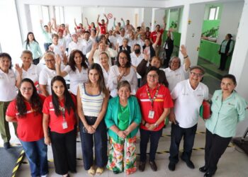 GOBIERNO ESTATAL FORTALECE LA INCLUSIÓN DIGITAL DE PERSONAS ADULTAS MAYORES