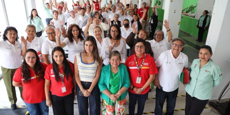 GOBIERNO ESTATAL FORTALECE LA INCLUSIÓN DIGITAL DE PERSONAS ADULTAS MAYORES