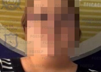 *FGESLP ASEGURA PRESUNTA OFICINA DONDE SE ELABORABAN PERMISOS APÓCRIFOS PARA CIRCULAR SIN PLACAS*