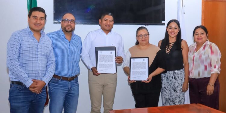 CBTA 258 Y AYUNTAMIENTO DE VILLA DE REYES FIRMAN ALIANZA PARA FORTALECER APOYO EDUCATIVO Y COMUNITARIO