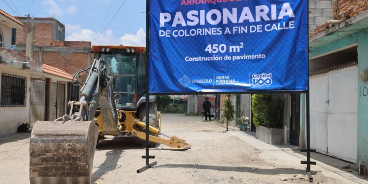 Gobierno de la Capital lleva obras y servicios a la Colonia Casanova