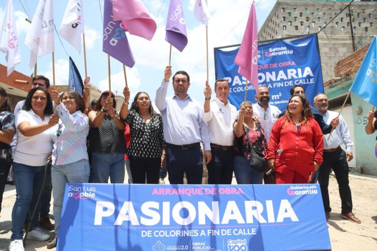 Gobierno de la Capital lleva obras y servicios a la Colonia Casanova