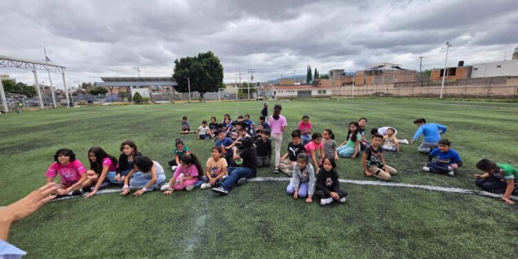 Gobierno Municipal cierra el Viernes de Recreo y Aprendizaje con  más de 300 niñas y niños