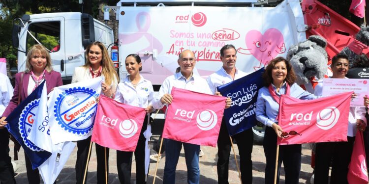 Enrique Galindo y Estela Arriaga dan banderazo a Campaña Rosa, por la detección oportuna del cáncer de mama