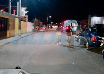 Disparos, robo y huida