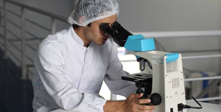 45 pruebas diarias para detectar casos de Covid-19 en SLP realizará la Facultad de Medicina