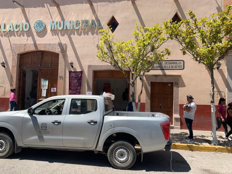 Por la salud de la ciudadanía, se restringen accesos a ciertas áreas en Villa de Reyes