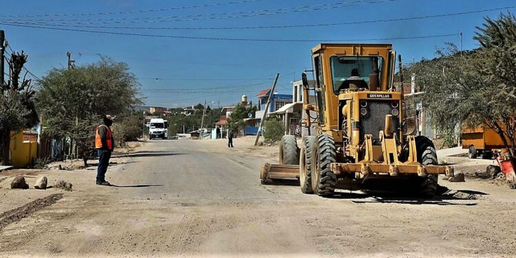 DEPARTAMENTO DE OBRAS PÚBLICAS PIDE PACIENCIA PARA ENTREGA DE TRABAJOS CON ATRASO