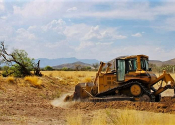 OBRAS EN EL MUNICIPIO DAN PRIORIDAD A AGUA POTABLE Y ALUMBRADO