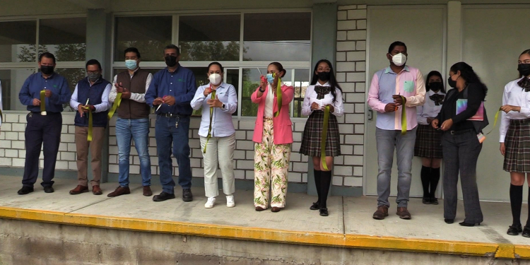 SE REALIZA ENTREGA DE DOS AULAS EN CONALEP VILLA DE REYES