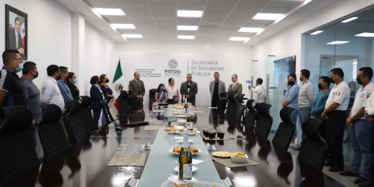 “EL POLICÍA NACE Y CON EL TIEMPO SE HACE”: SAÚL CERDA ALVARADO, AL CULMINAR 30 AÑOS COMO POLICÍA DEL ESTADO