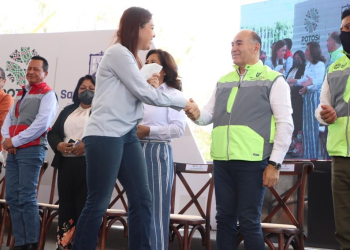 Ciudadanía y comerciantes reconocen buen trabajo del Gobierno de la Capital con la entrega de avenida Carranza