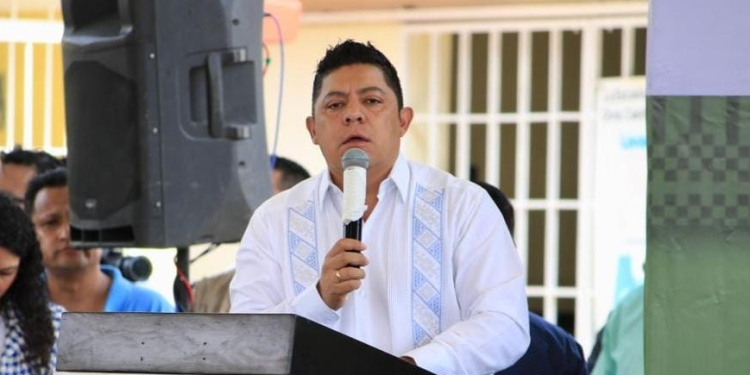 RICARDO GALLARDO TRANSFORMA A LA EDUCACIÓN CON MÁS INFRAESTRUCTURA