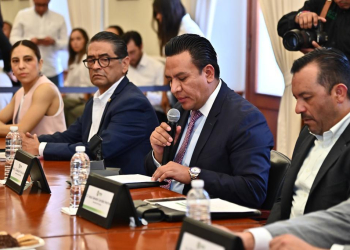 GOBIERNO ESTATAL BRINDA APOYO A FAMILIA DE LOCUTORA RIOVERDENSE