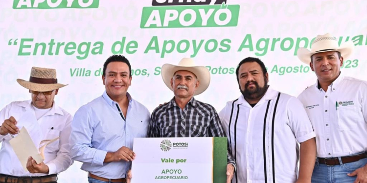 GOBIERNO ESTATAL LLEVA APOYO AGROPECUARIO AL ALTIPLANO