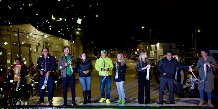 RICARDO GALLARDO INAUGURA AVENIDA DE LAS TORRES