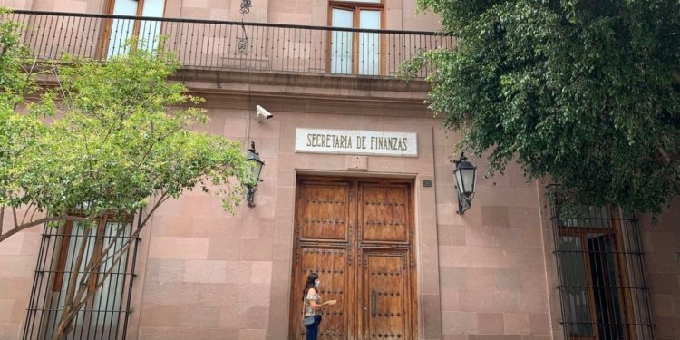 GOBIERNO DEL ESTADO MEJORA CALIFICACIÓN CREDITICIA