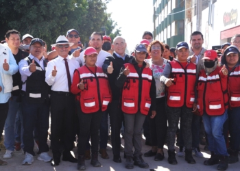 ALCALDE ARRANCA DÍA DE TALACHA EN AVENIDA SANTOS DEGOLLADOS