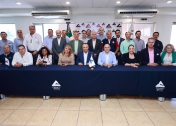 ALCALDE ENRIQUE GALINDO PROMUEVE AGILIZAR LOS TRÁMITES DE COMERCIO CON MIEMBROS DE CANACO