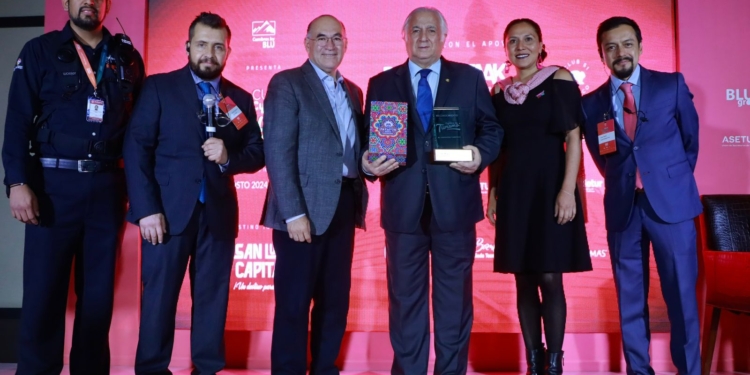 EL TURISMO ES UNA HERRAMIENTA ESENCIAL PARA EL DESARROLLO ECONÓMICO, POLÍTICO Y SOCIAL: ENRIQUE GALINDO