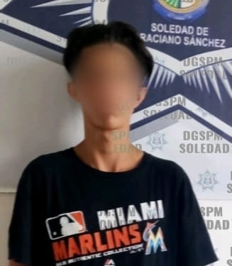 HOMBRE QUE PORTABA ARMA BLANCA FUE DETENIDO POR POLICÍAS SOLEDENSES