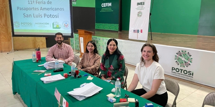 FERIA DE PASAPORTES BRINDÓ APOYO A 180 CONNACIONALES POTOSINOS