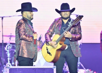 “VIVE CHIHUAHUA FEST” PONE A BAILAR A LA FENAPO CON SU NORTEÑO SAX