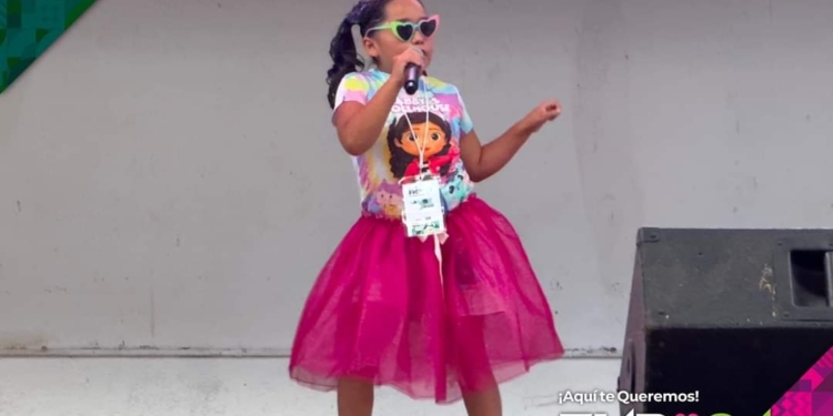 NIÑA VILLAREYENSE PARTICIPÓ EN LA VOZ KIDS FENAPO