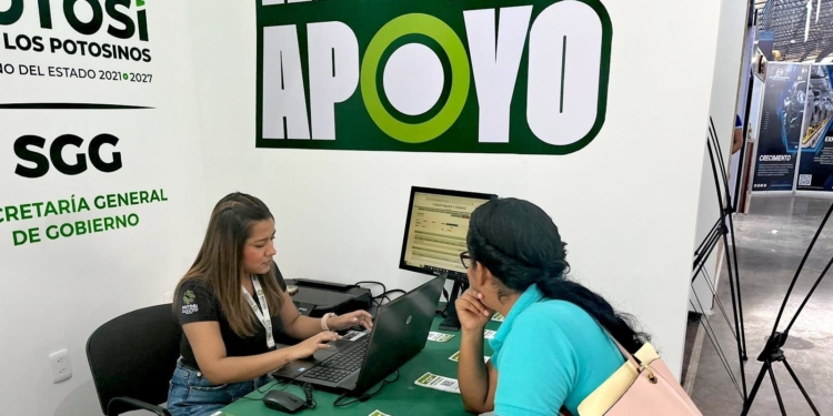 FORTALECEN APOYO A FAMILIAS CON SERVICIOS REGISTRALES EN LA FENAPO