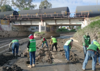 LIBERA SEDUVOP TRÁNSITO EN BULEVAR RÍO ESPAÑITA